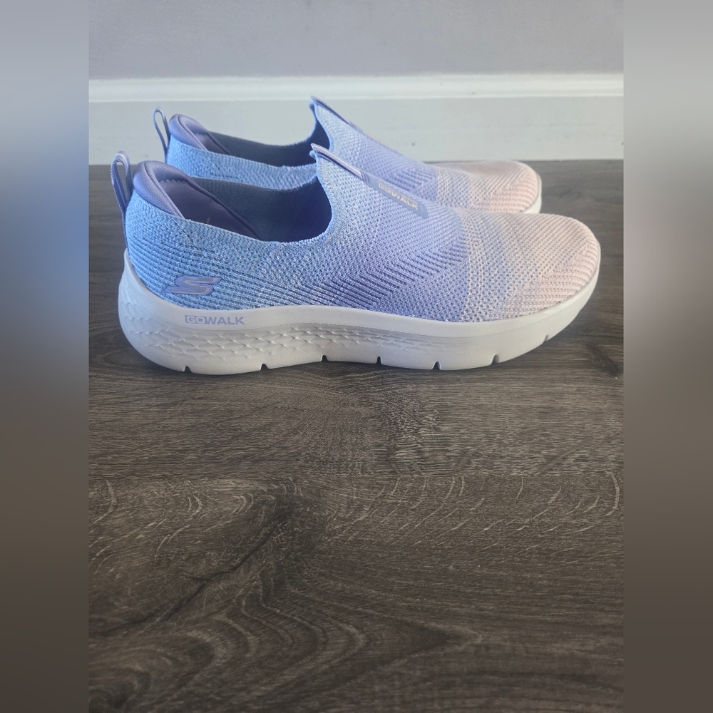Womens Skechers Go Walk Flex Slip-On Shoes Size 10 - NEW - Picture 4 of 6